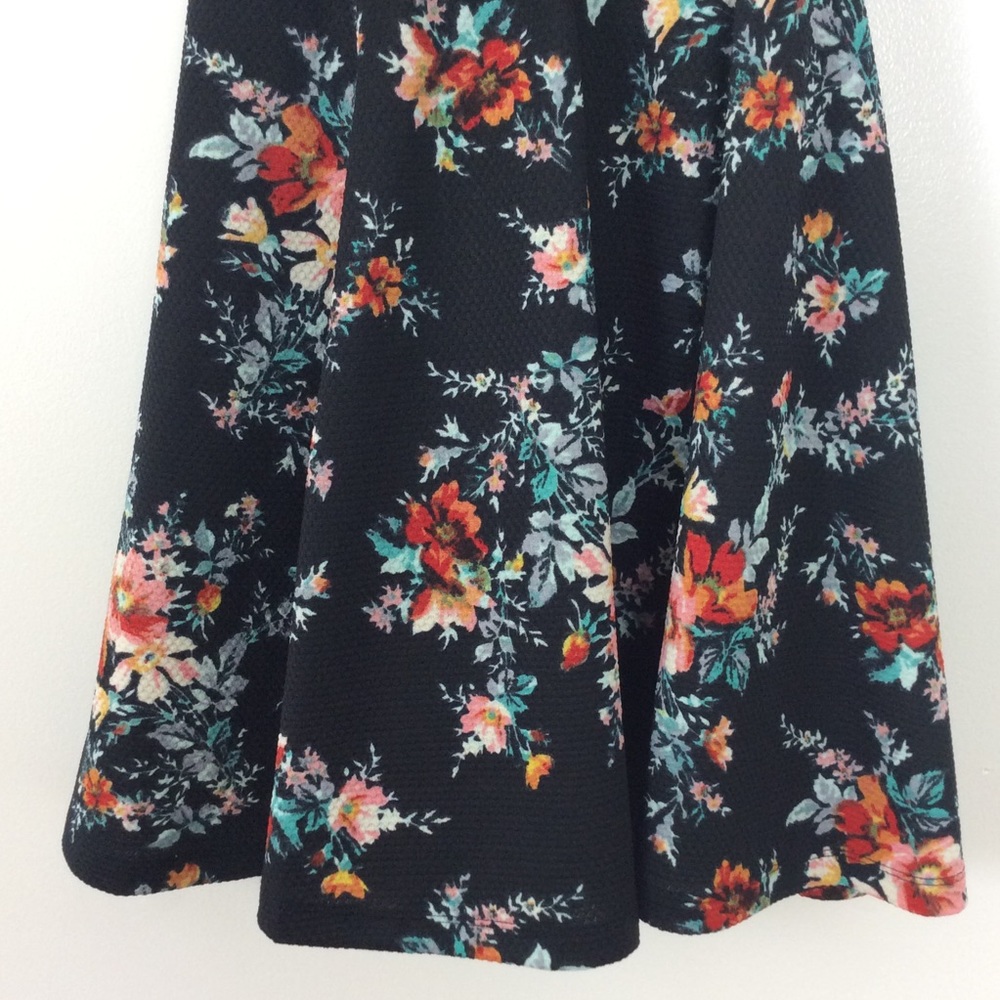 Jessica Simpson Dress Jayne Black Floral Sleeveless - Picture 5 of 8